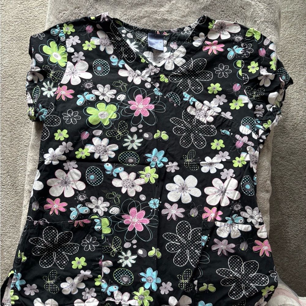 Zoe+Chloe  Women's Scrub Top- Black, Pink, Green, Blue